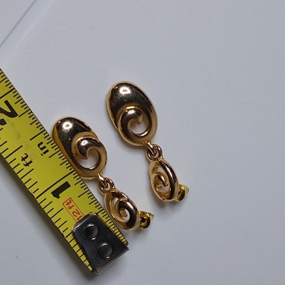 Vintage Metal SC Decorative Earrings - Picture 7 of 10